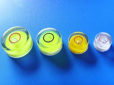 There are four different glass circular bubble level vials if different colors.